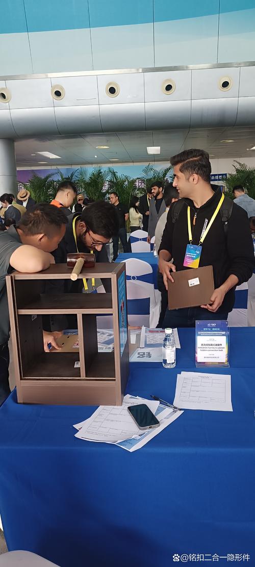 连接之力，创新之铭——探访湖北铭扣科技与铭濡科技的协同发展之路
